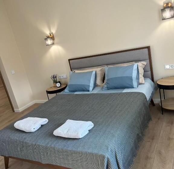 پانسیون Viesu Nams Pupa