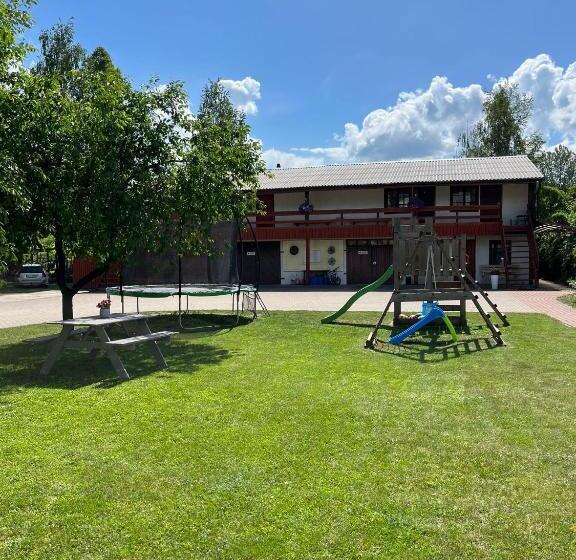 پانسیون Viesu Nams Pupa