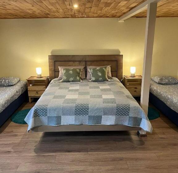 پانسیون Viesu Nams Pupa