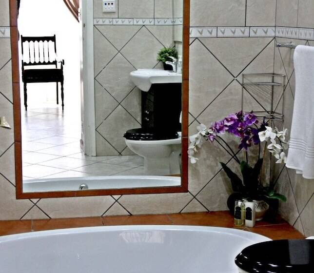 Pension Waterkloof Guest House