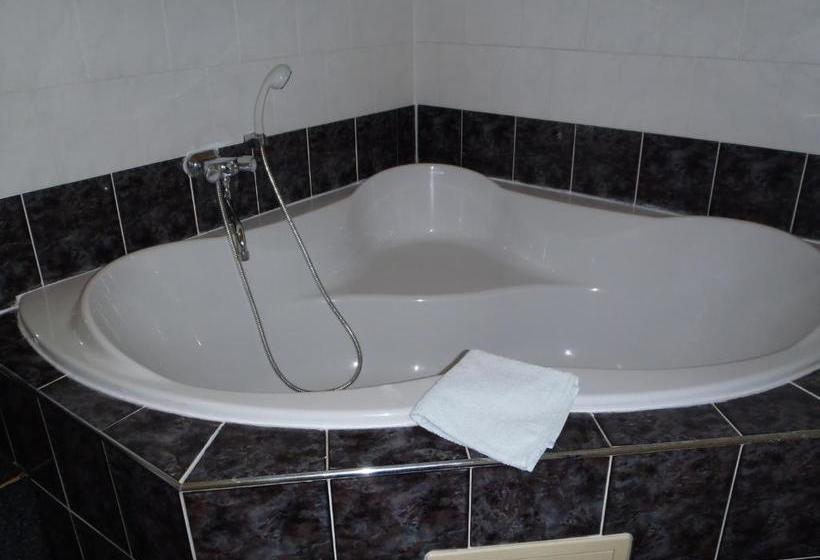 Pension A Restaurace Kůlna