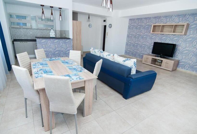 Mamaia Summerland Apartments