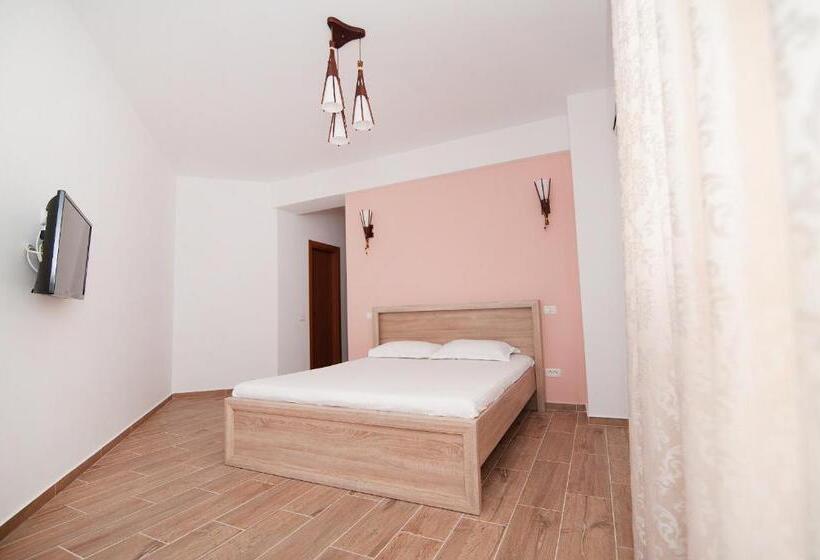 Mamaia Summerland Apartments