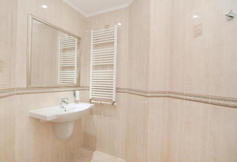 Mamaia Summerland Apartments