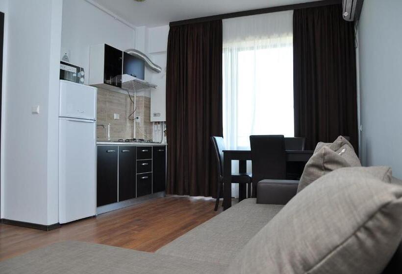 Mamaia Summerland Apartments