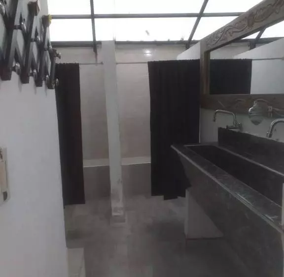 Majatalo Casa De Huespedes Villa Hermosa