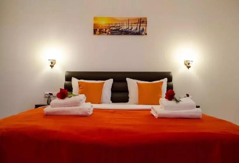 پانسیون City Lux Villa
