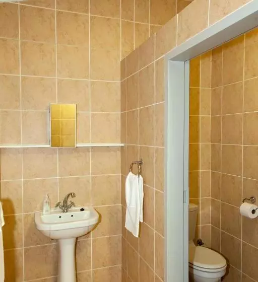 ペンション D Urbanmist Self Catering Guest House