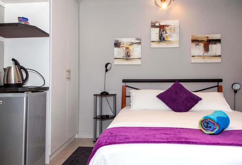 膳宿费 D Urbanmist Self Catering Guest House