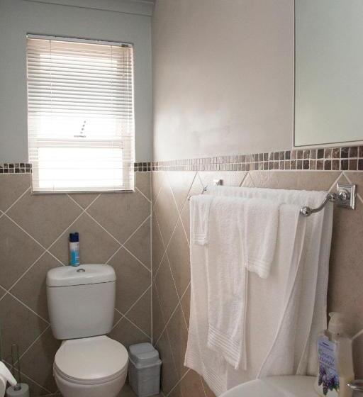 膳宿费 D Urbanmist Self Catering Guest House