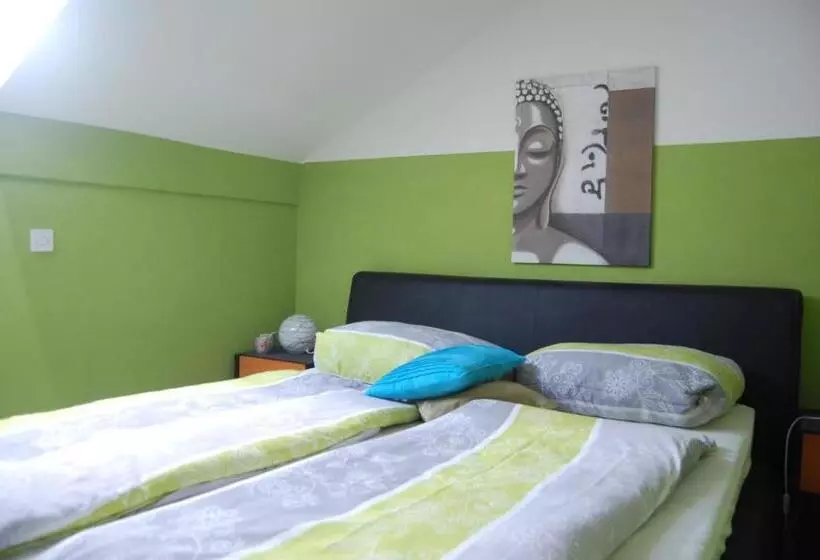 پانسیون Rooms Hiša Divino