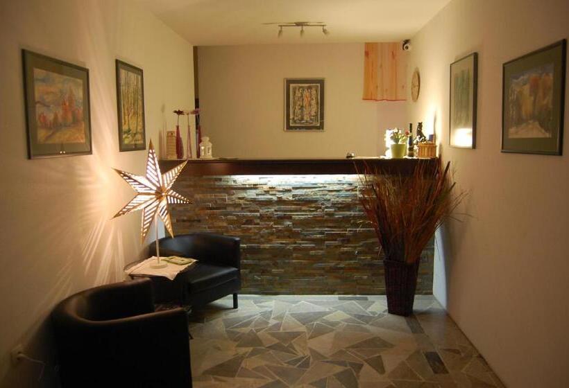 پانسیون Rooms Hiša Divino