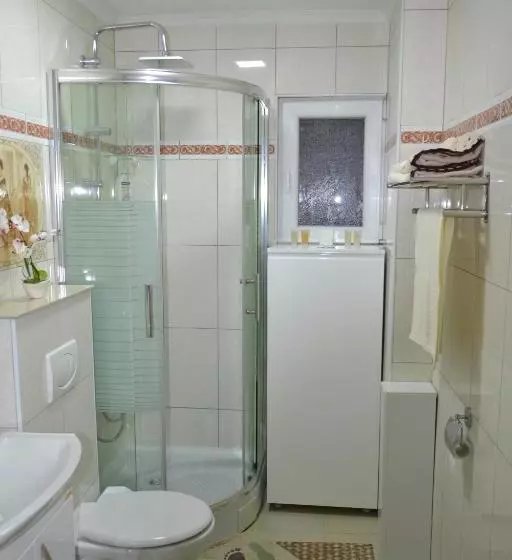 پانسیون Villa Renessans