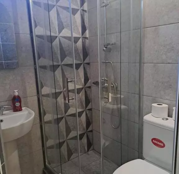 پانسیون Villa Renessans