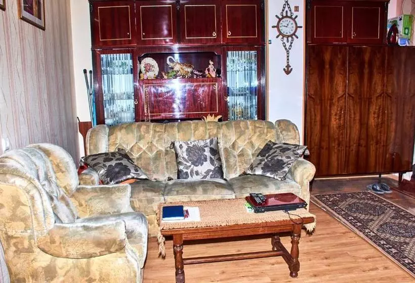 پانسیون California Guest House