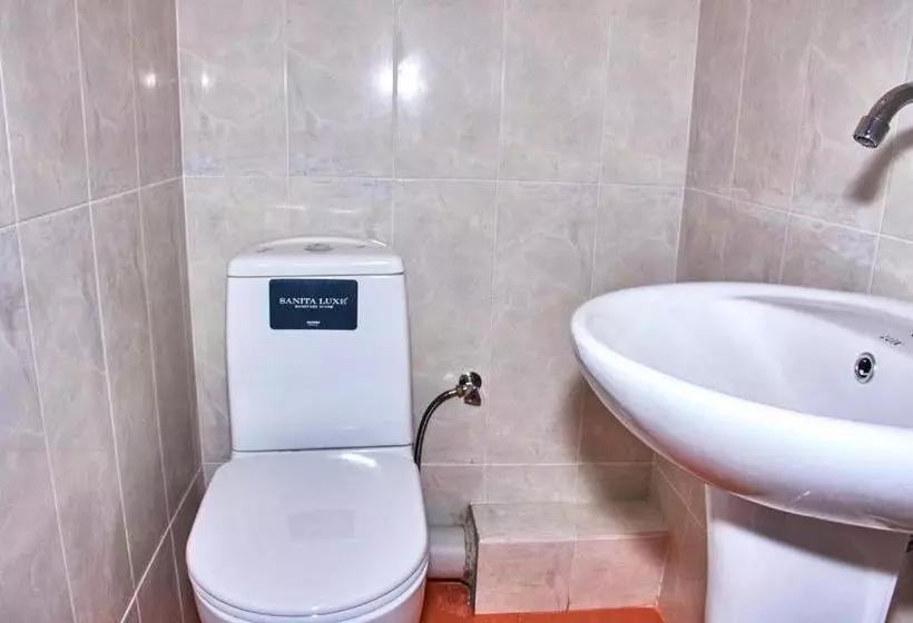 پانسیون California Guest House