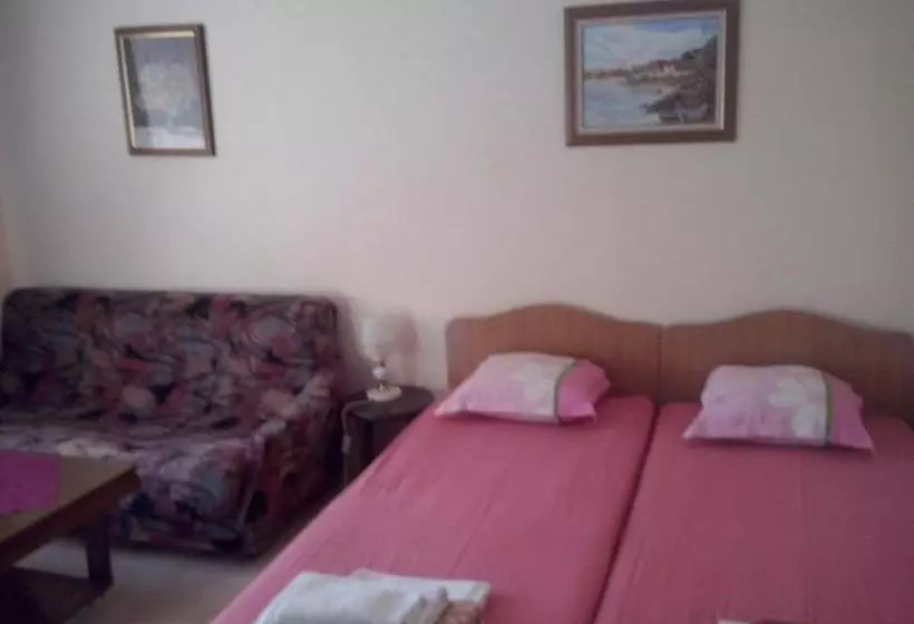 پانسیون Guest House Preslav