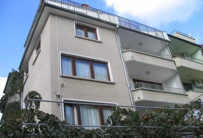 پانسیون Guest House Preslav