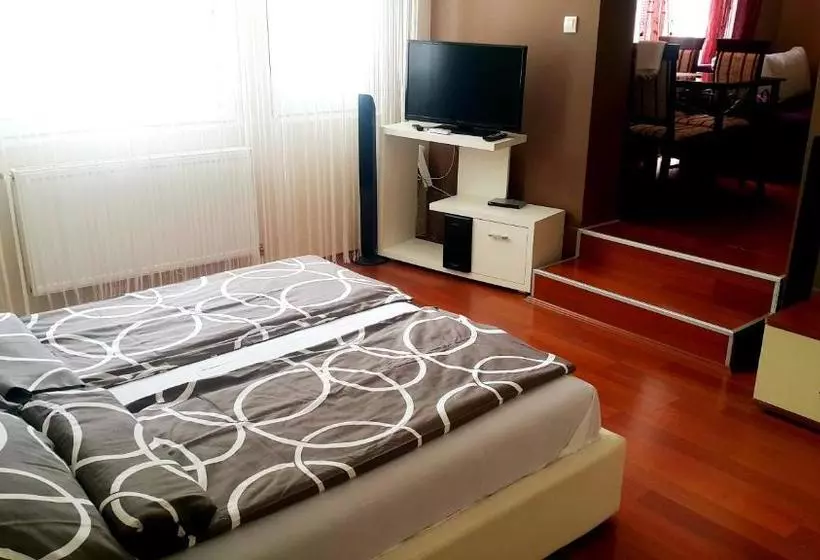 پانسیون Guesthouse Villa Elizabet