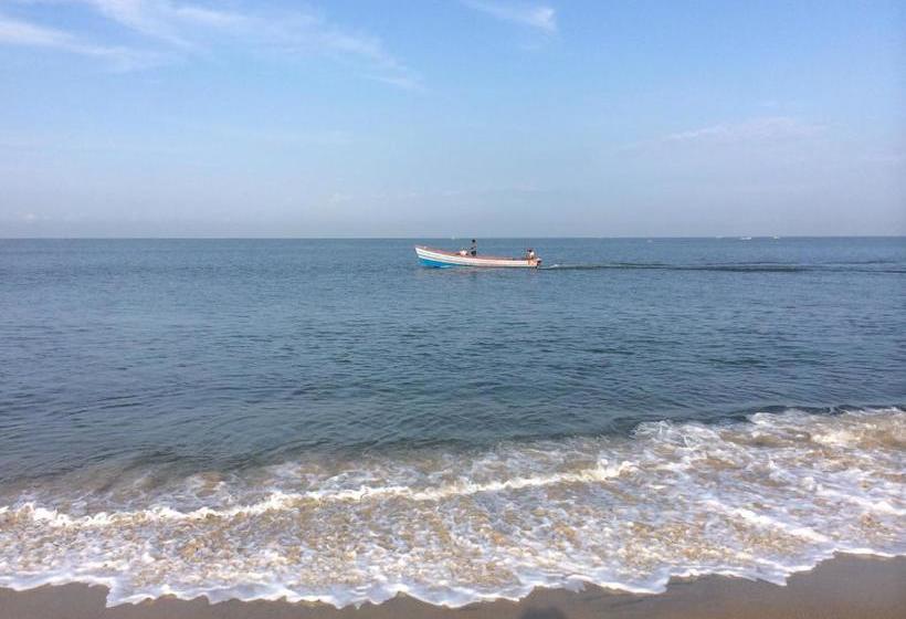 بنسيون Alamanda Alleppey Beach Elegant 3bhk Guest House Apartment