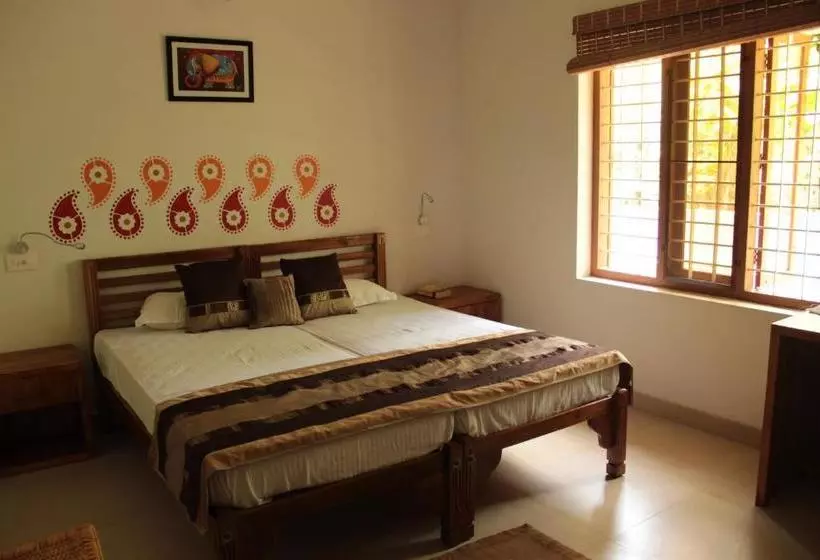 ペンション Alamanda Alleppey Beach Elegant 3bhk Guest House Apartment