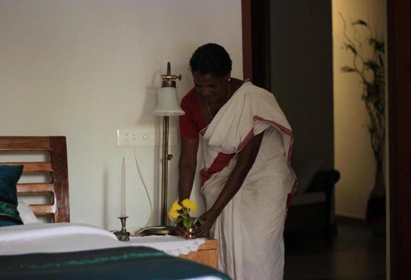 بنسيون Alamanda Alleppey Beach Elegant 3bhk Guest House Apartment