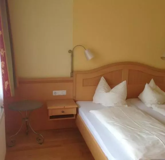 ペンション Peterwirt