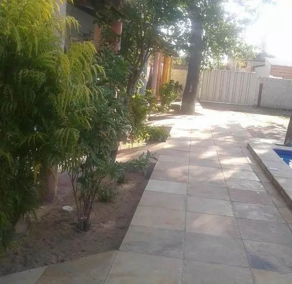 ペンション Pousada Gincoara