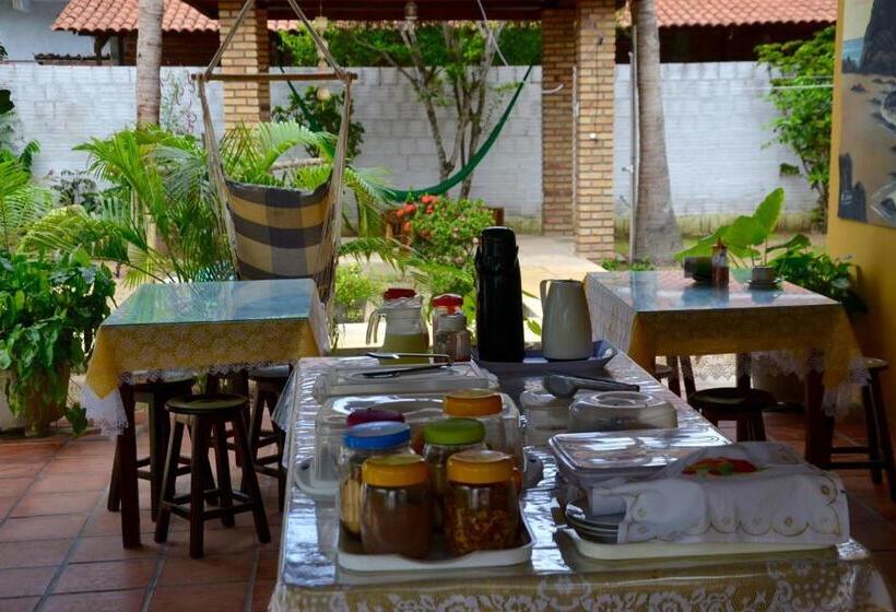 پانسیون Pousada Gincoara