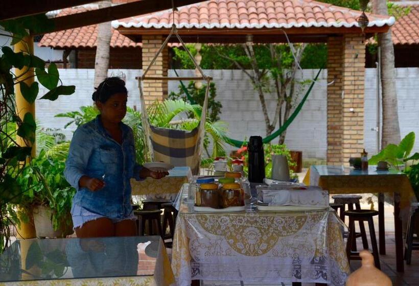 پانسیون Pousada Gincoara