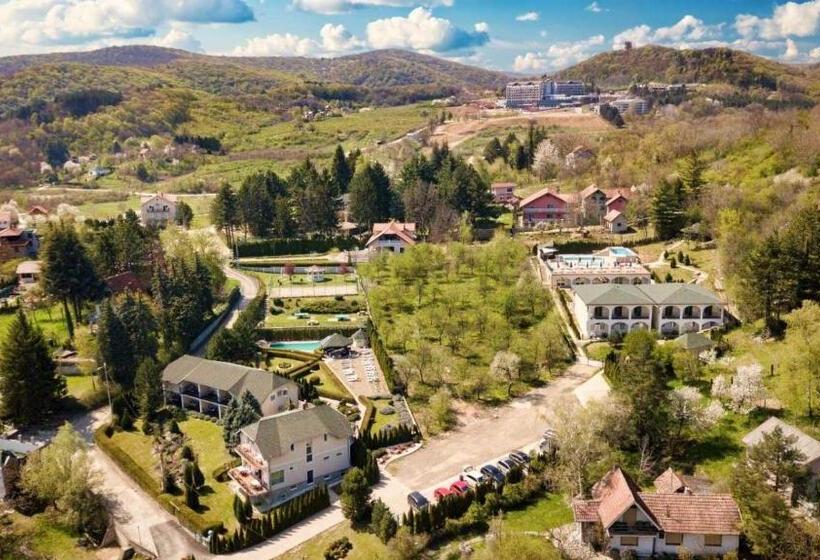 پانسیون Sunčani Breg Apartments Vrdnik