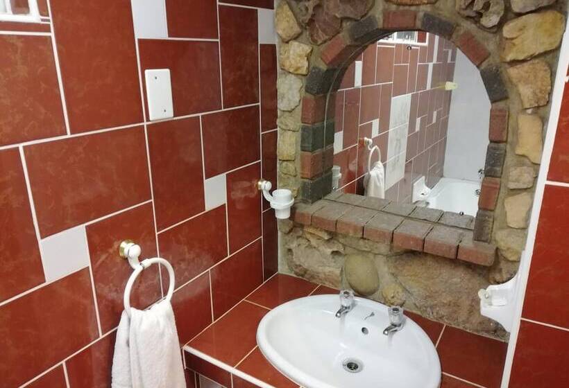 膳宿费 Tzaneen Guest House