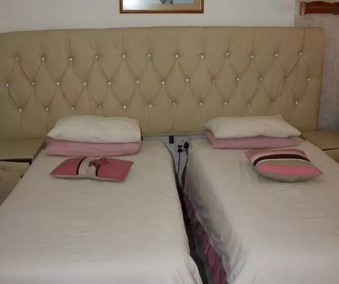 ペンション Tzaneen Guest House