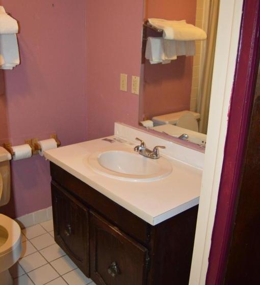 ユースホステル Budget Inn Richlands Claypool Hill