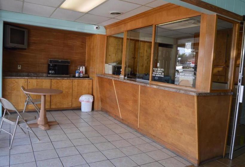 ユースホステル Budget Inn Richlands Claypool Hill