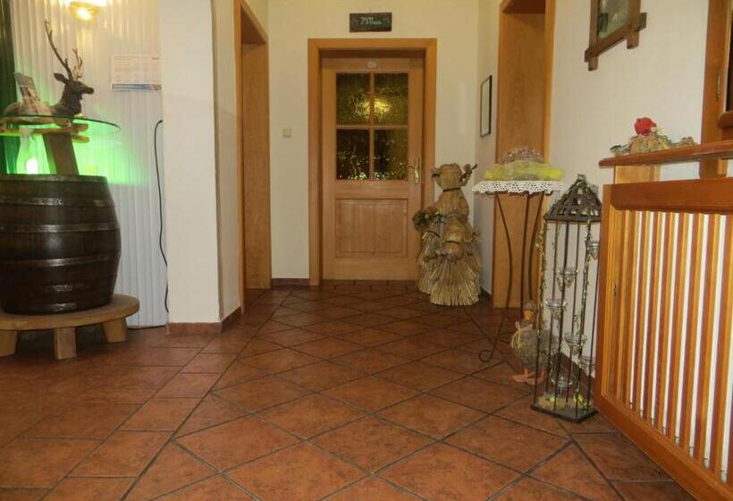 הוסטל Garni Haus Jagerwirt