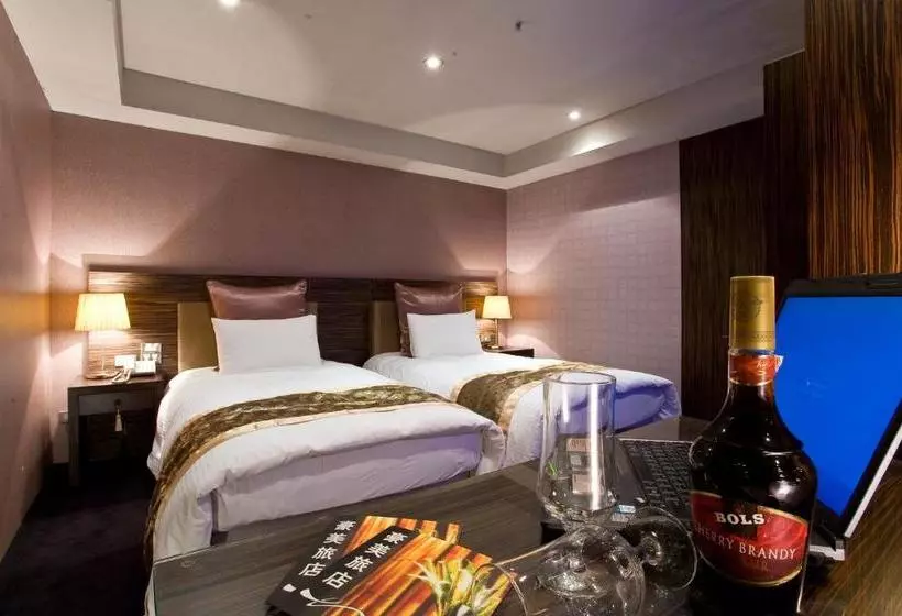 ユースホステル H.m.