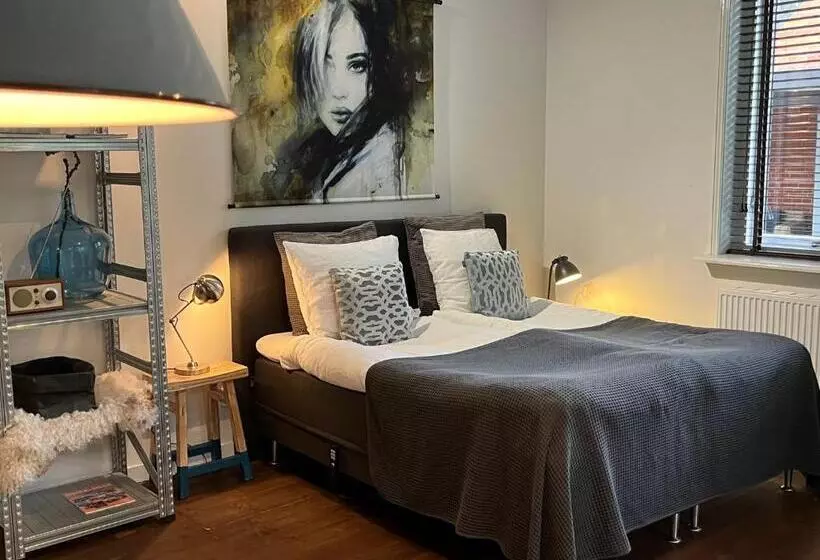 ベッドアンドブレックファースト Stadslogement Westersingel