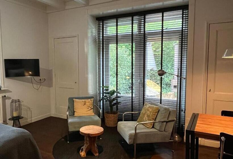 Bed and Breakfast Stadslogement Westersingel