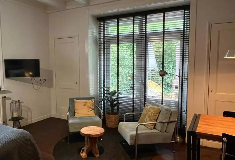 ベッドアンドブレックファースト Stadslogement Westersingel