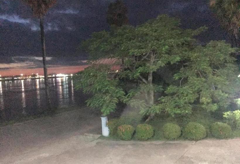 בית מלון כפרי Mekong