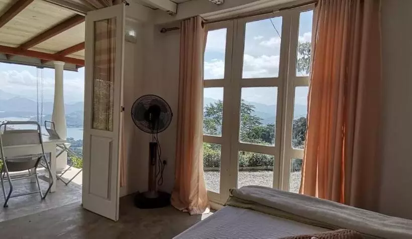 هتل Welikande Yoga Retreats