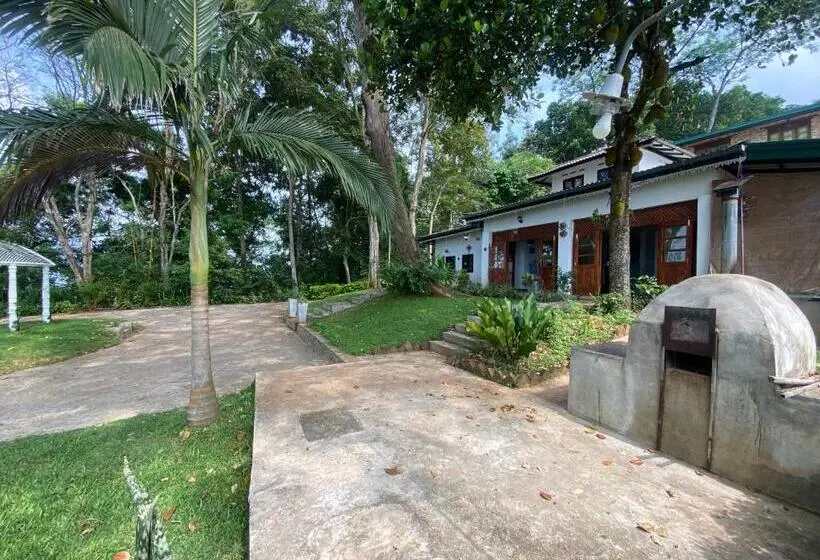 هتل Welikande Yoga Retreats