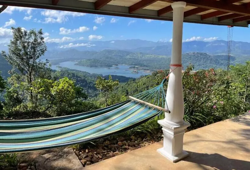 هتل Welikande Yoga Retreats