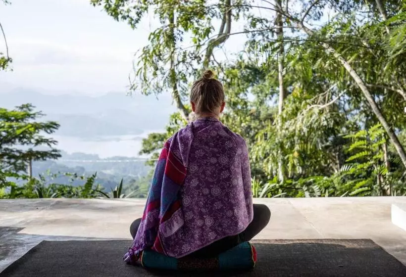 هتل Welikande Yoga Retreats