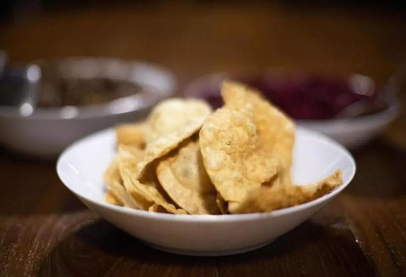 هتل Welikande Yoga Retreats