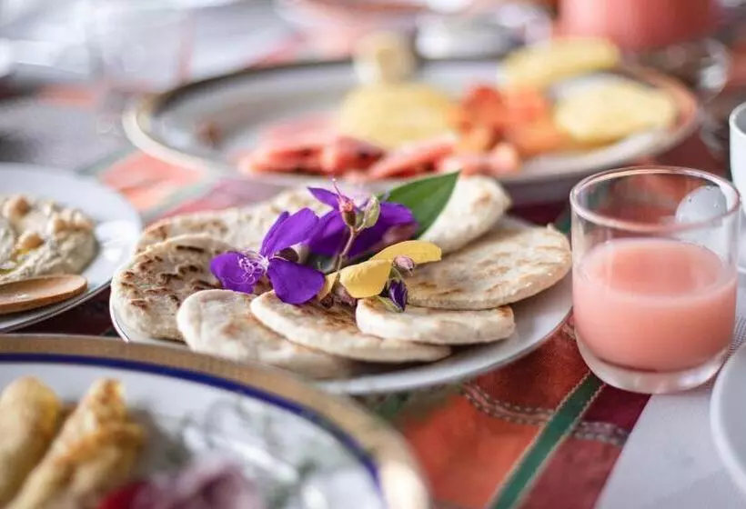 هتل Welikande Yoga Retreats