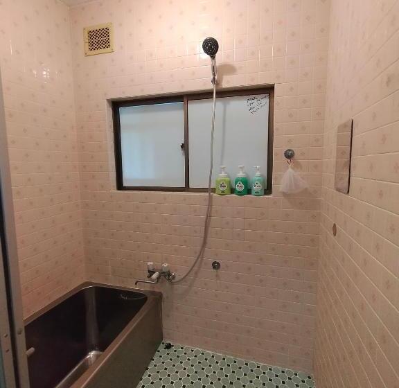 פנסיון 88 House Hiroshima