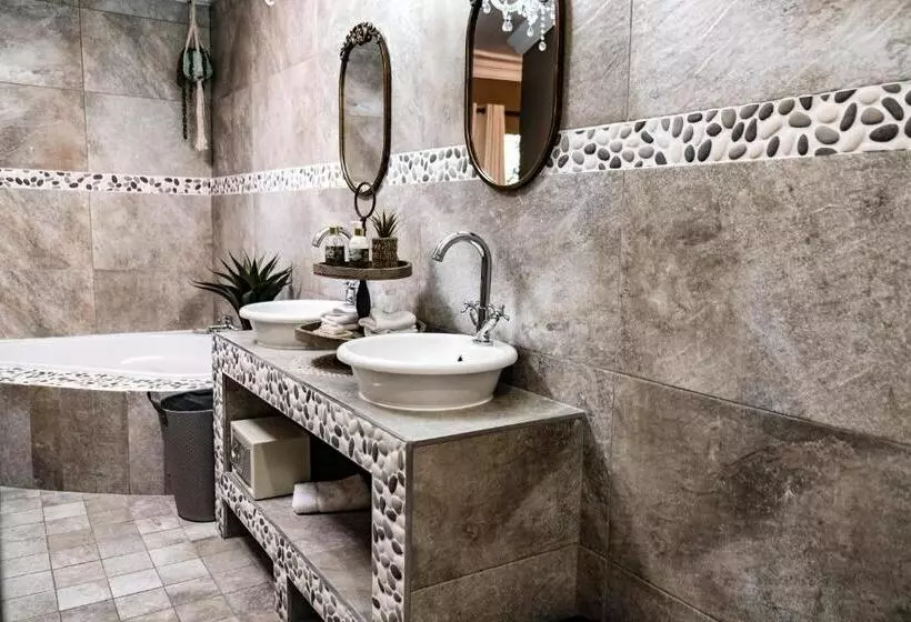 Majatalo Big 5 Guest House Witbank