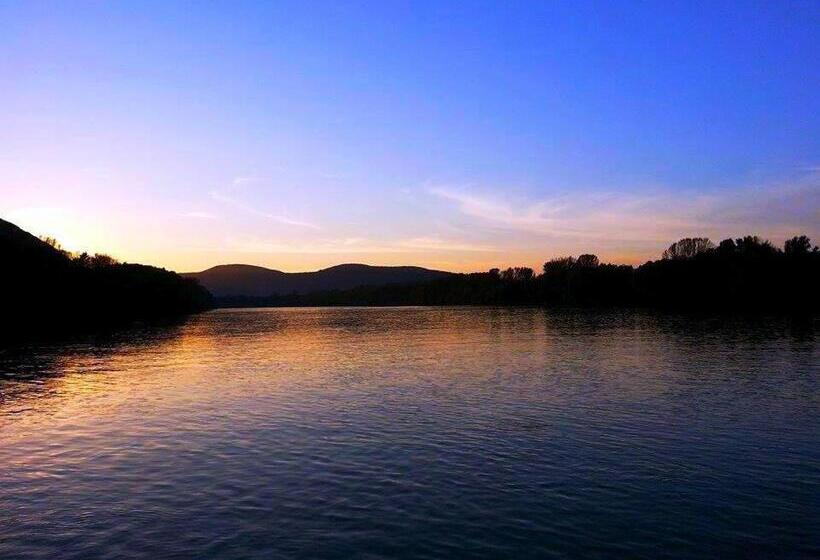 펜션 Bonifert Vendégház